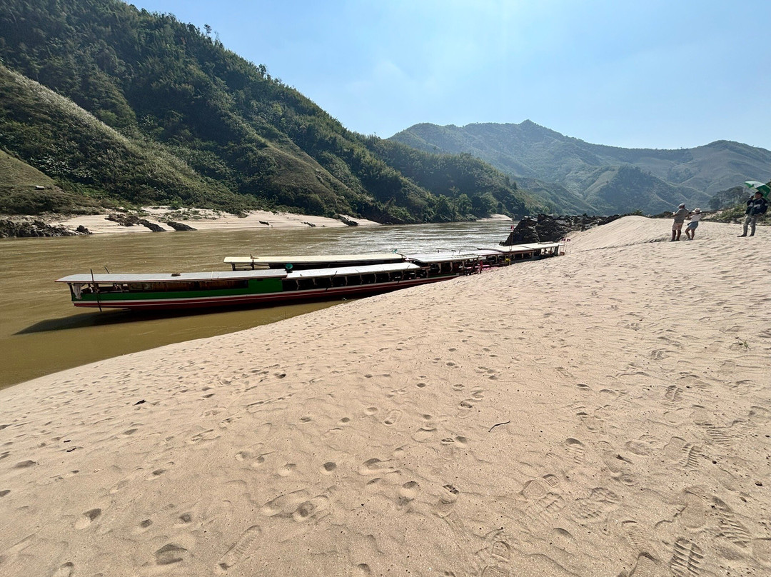 Mekong Lover Cruise-琅勃拉邦必去景点