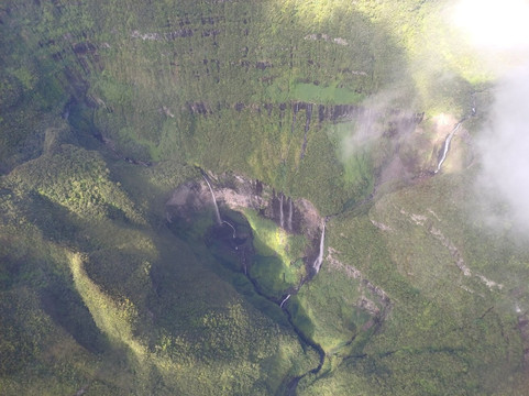 Planetair974-留尼旺圣皮耶必去景点