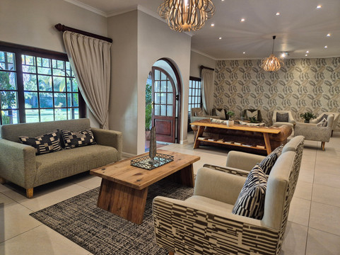 哈朗加纳洛奇酒店主图