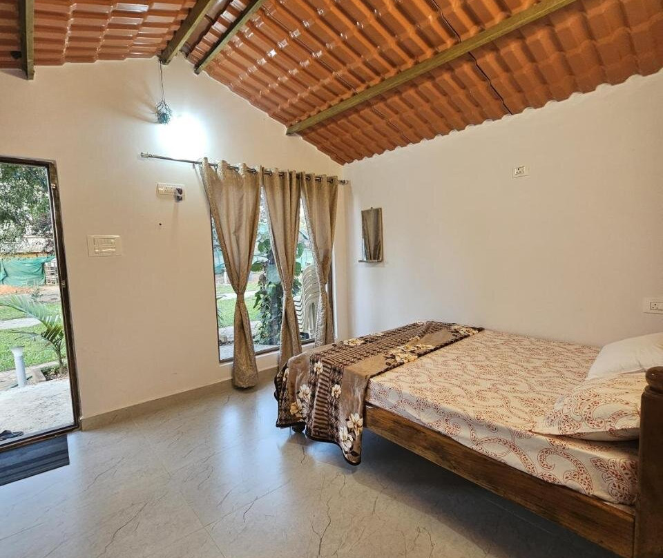 Garden Villa Retreat Dudhsagar Cottages