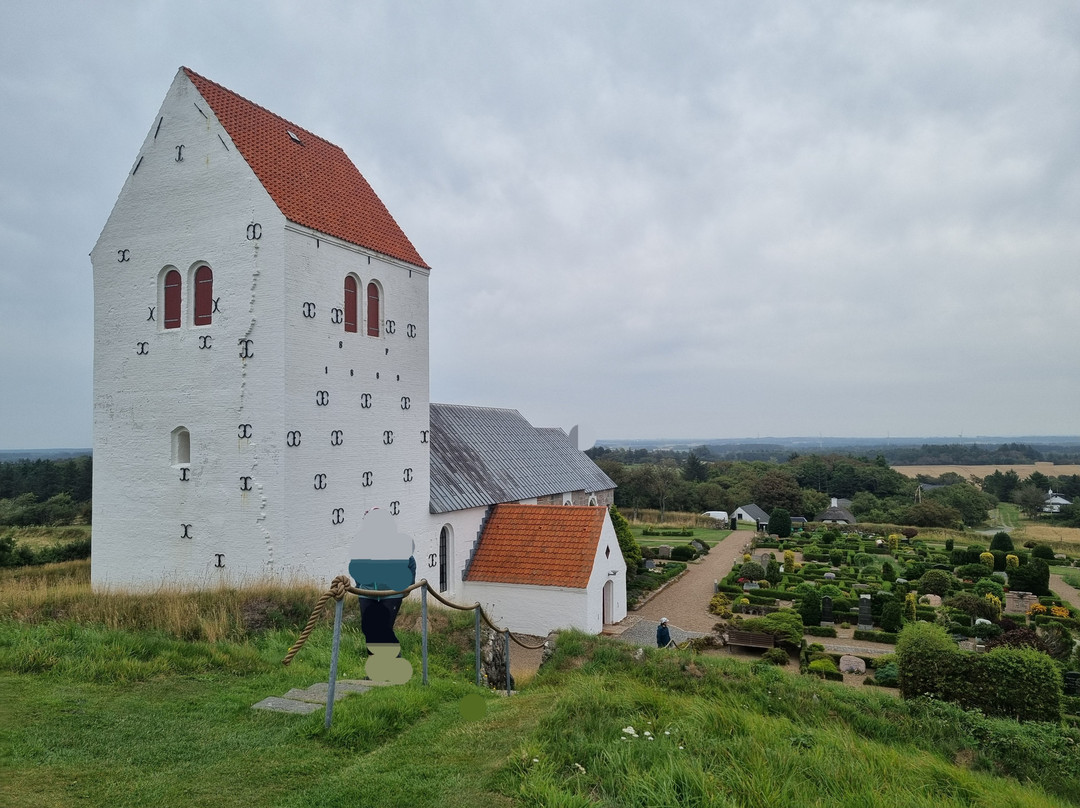 Vennebjerg Church-约林必去景点