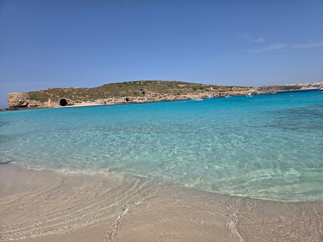 Ebsons Comino Ferries-Mgarr必去景点