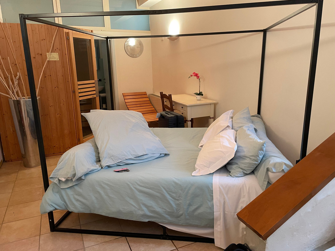 德拉切尔托萨别墅住宿加早餐旅馆主图