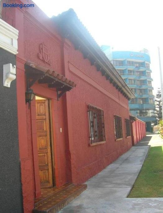 伊基克海滨住宿加早餐旅馆