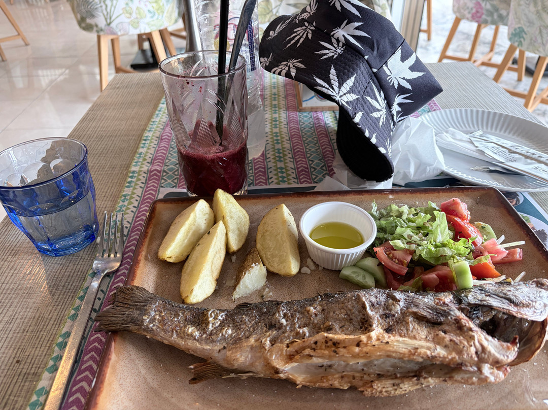 Marina Restaurant Cafe