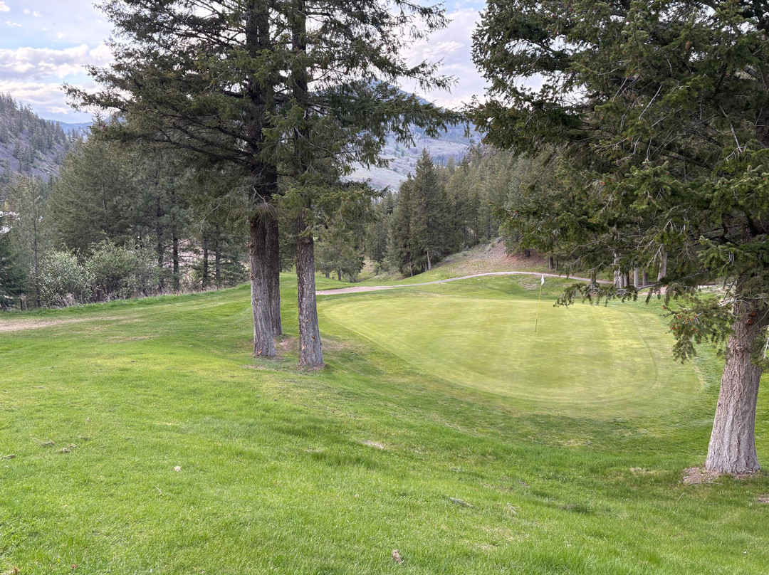 Twin Lakes Golf Course & RV Park-Kaleden必去景点