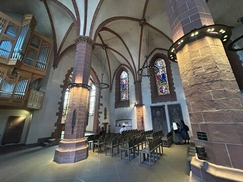Old Nicholas Church (Alte Nikolaikirche)-法兰克福必去景点