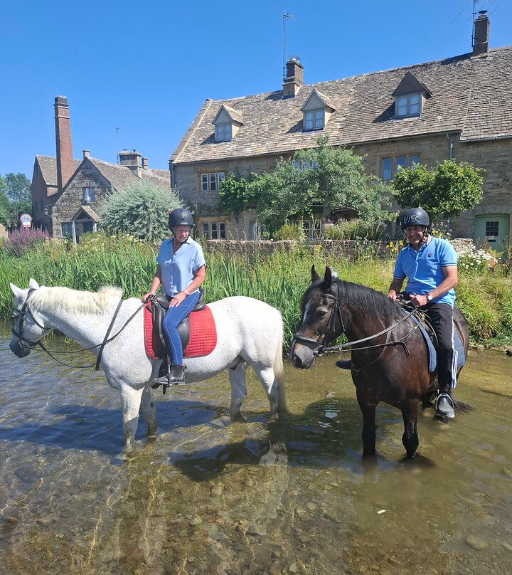 Bourton Vale Equestrian Centre-水上伯顿必去景点