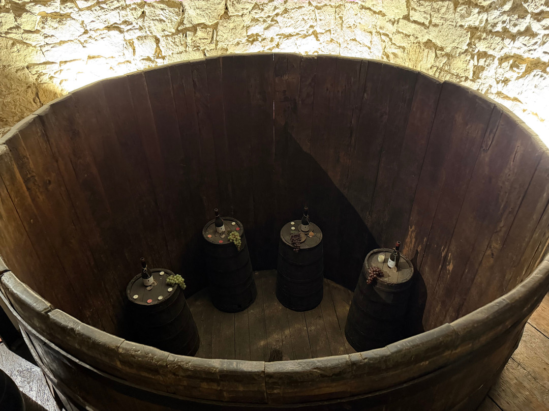 La Bodega del Tesoro-Cuzcurrita de Rio Tiron必去景点