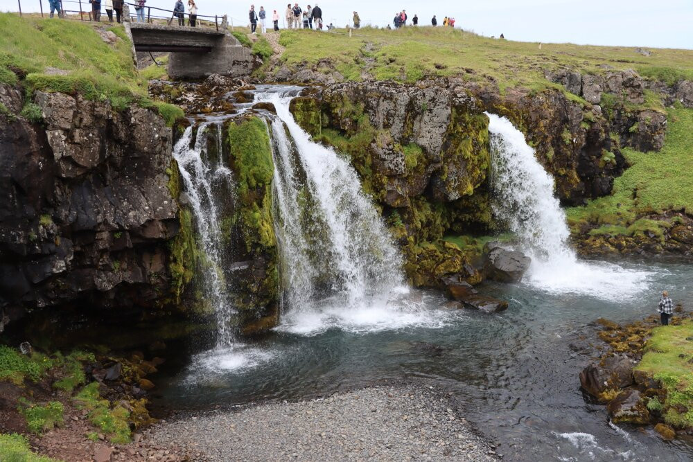 Kirkjufellsfoss-格伦达菲厄泽必去景点