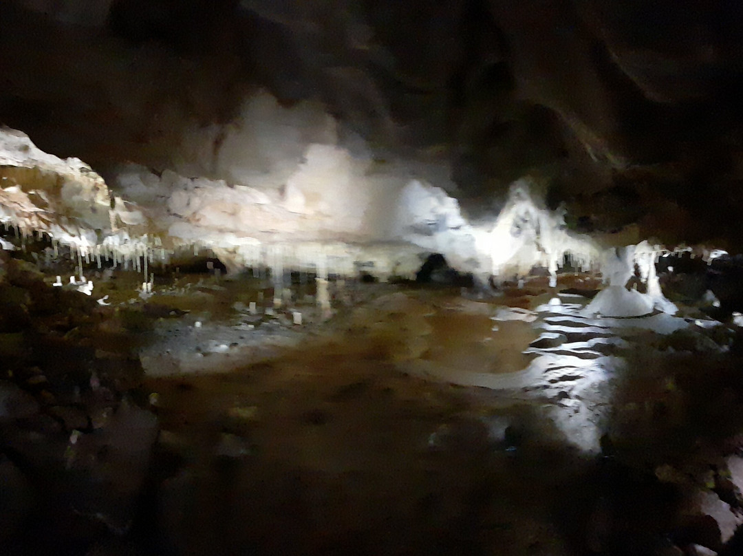 Grottes de Thouzon-Le Thor必去景点
