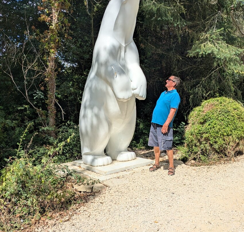 Cotswold Sculpture Park-Somerford Keynes必去景点