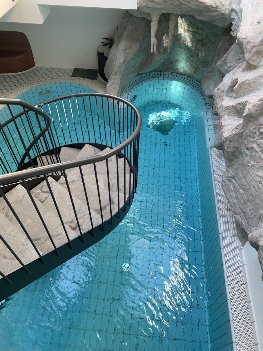 卢纳蒙德舍因酒店-泳池