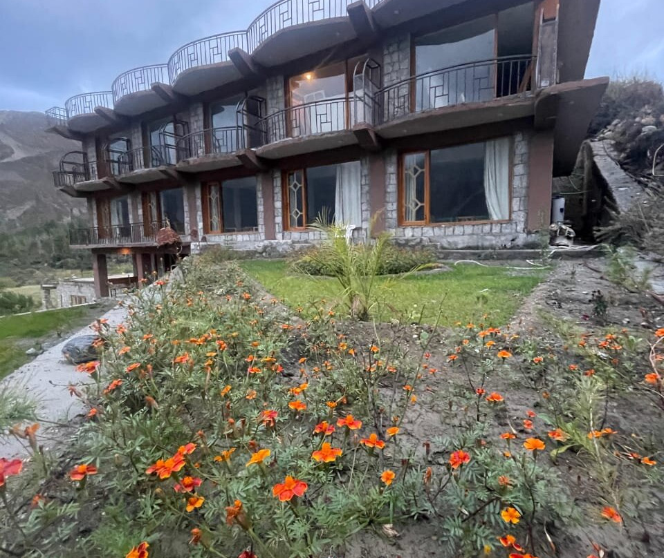 Sarai Silk Route Hotel Passu Hunza主图