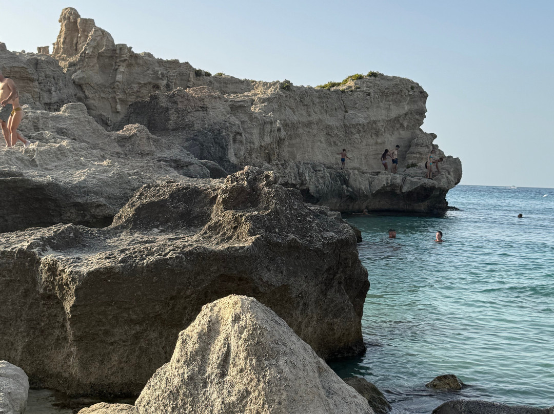 Spiaggia Di Riaci-Santa Domenica必去景点
