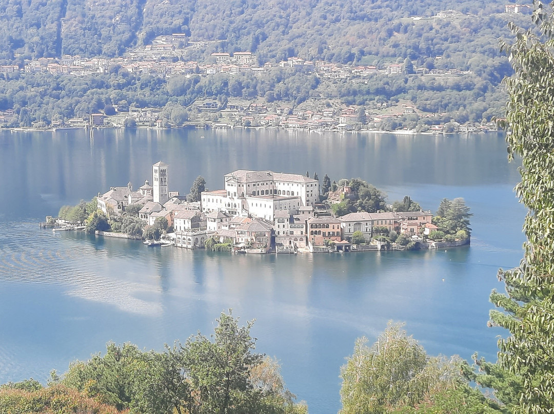 Sacro Monte di Orta-奥尔塔圣朱利奥必去景点