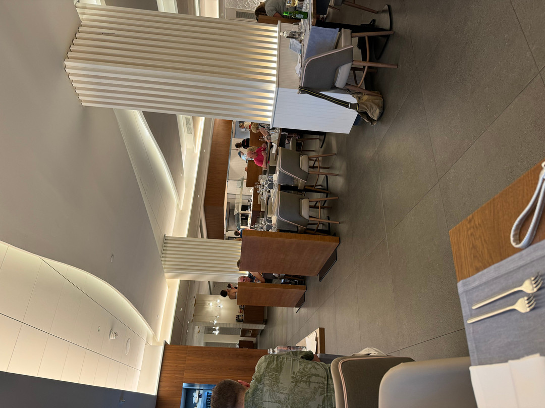 黄金萨劳海岸酒店 - 限成人主图