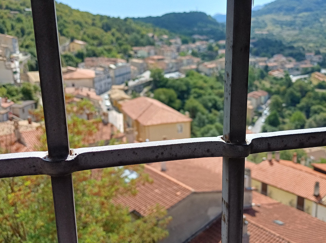Castello Monumentale-Barrea必去景点