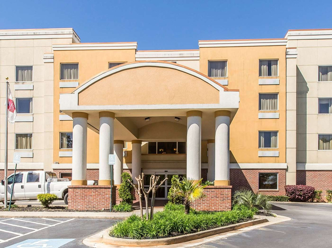 Comfort Suites Forsyth Near I-75主图
