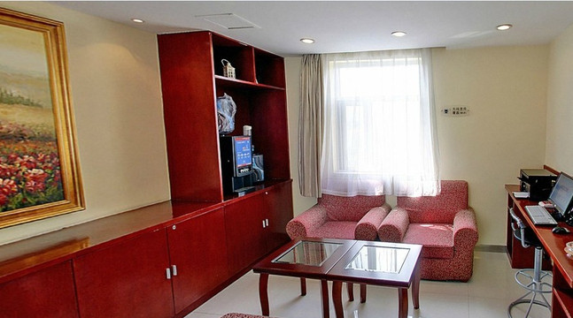 汉庭酒店(长沙五一广场迎宾路口地铁站店)主图