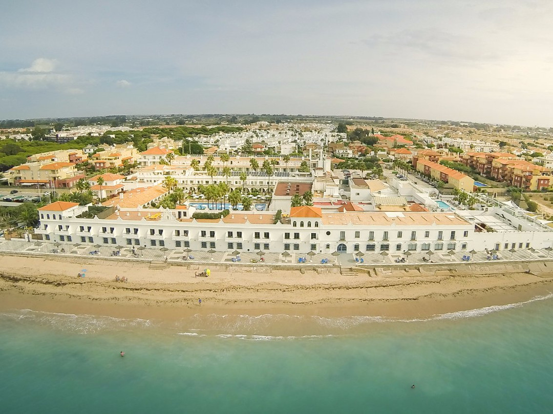 拉鲁兹普拉亚酒店