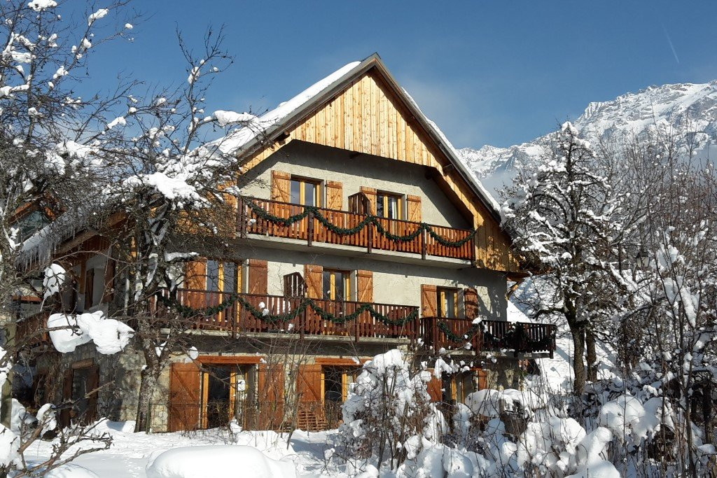 伊泽尔酒店住宿-Chalet Solneige