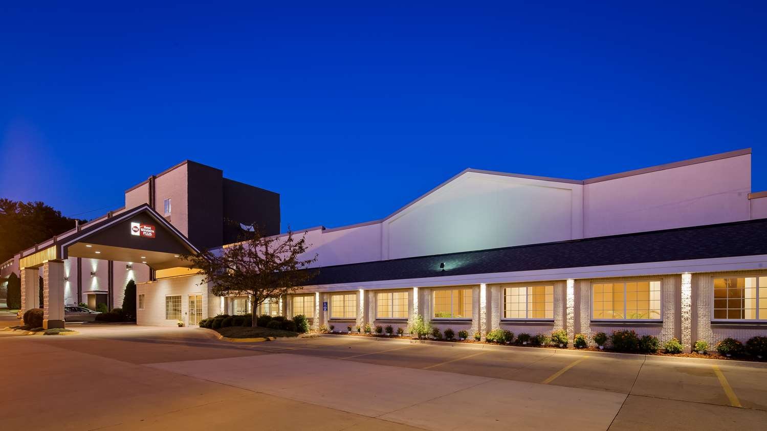 Best Western Plus Longbranch Hotel & Convention Center-官方