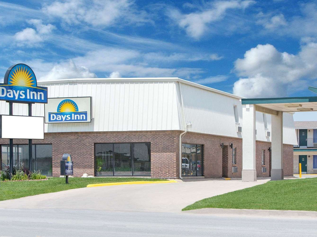 Travel Inn & Suites主图