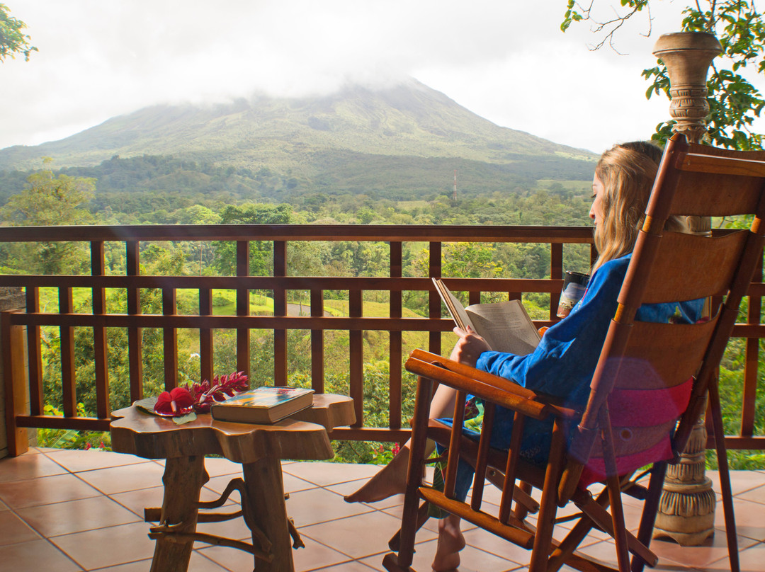 Lost Iguana Resort & Spa