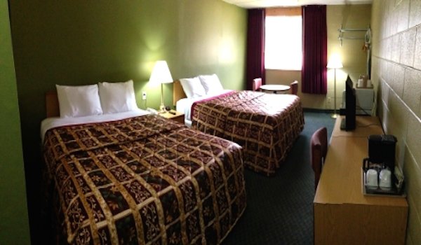 Budget Inn Bath-官方