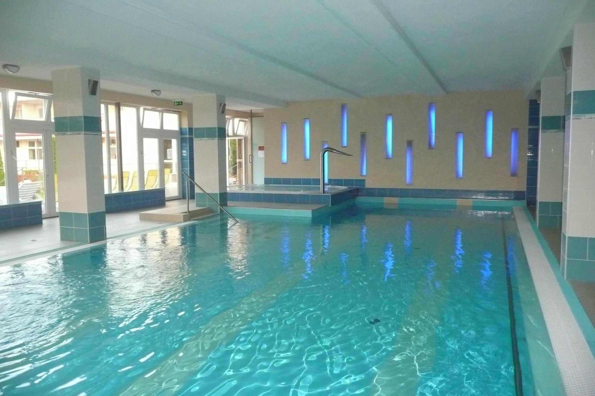 Hotel Pramen-泳池