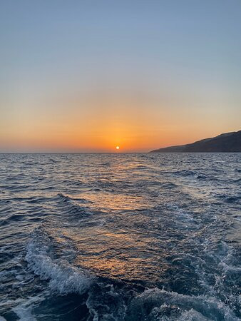 Captain Makis Private Boat Tour-圣托里尼必去景点