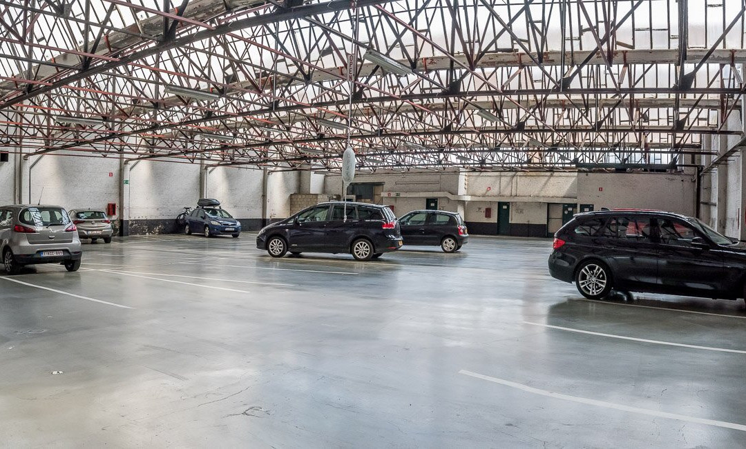 阿拉斯酒店主图