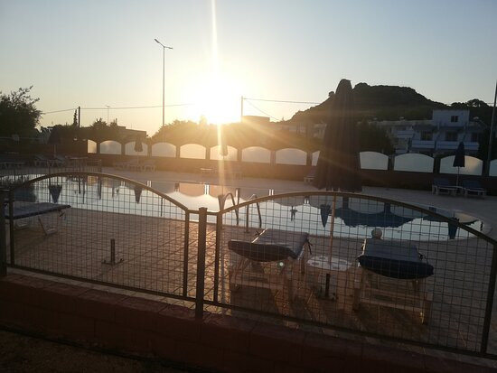 Old Windmill Studios主图