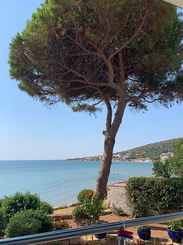 Sideratos Apartments主图