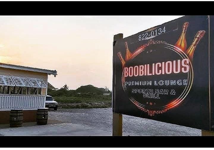 Boobilicious Premium Lounge