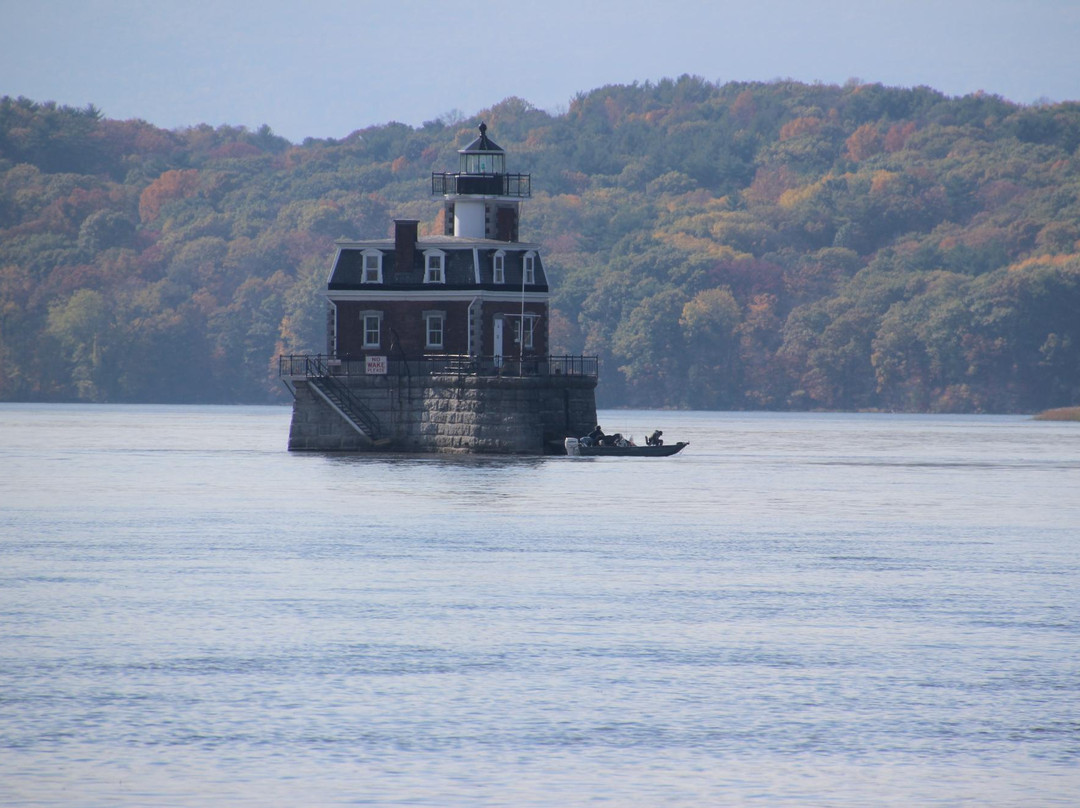 The Hudson-Athens Lighthouse-Hudson必去景点