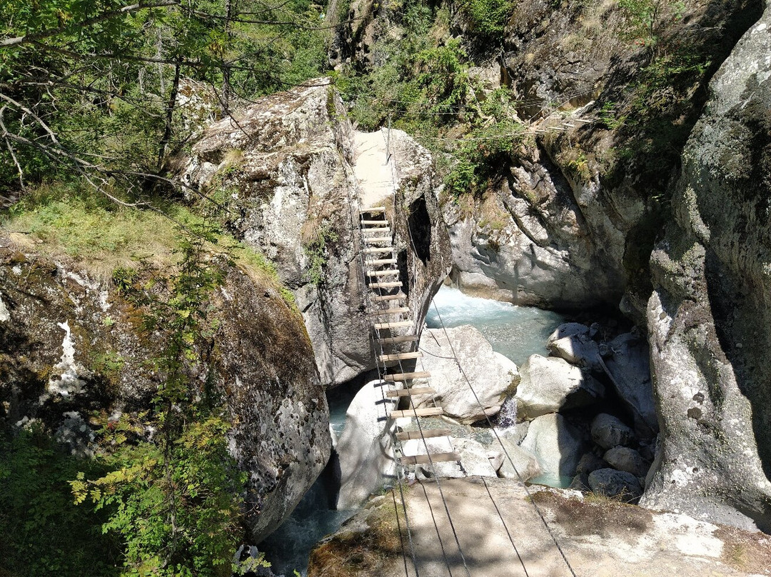 Via Ferrata Des Gorges D'ailefroide景点图片