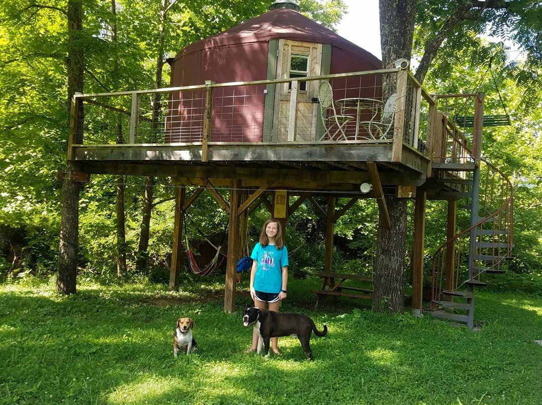 HomeGrown HideAways