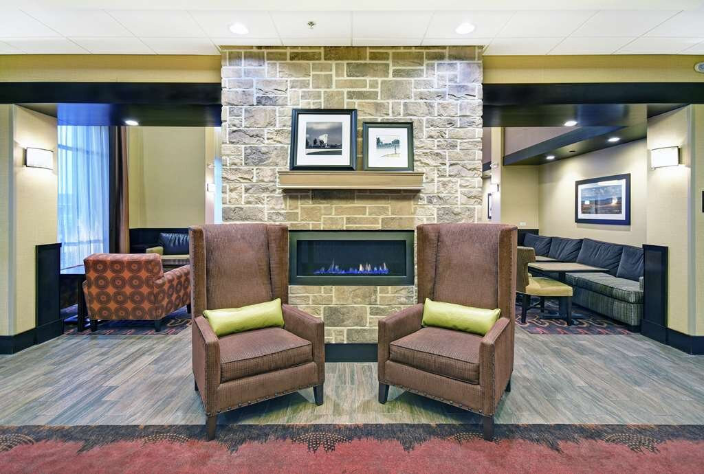 Hampton Inn & Suites Milwaukee/franklin主图