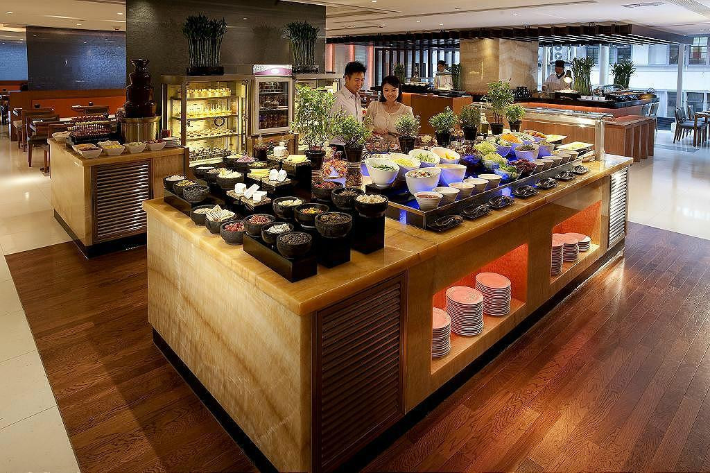 Bistro on the Mile at Holiday Inn Golden Mile