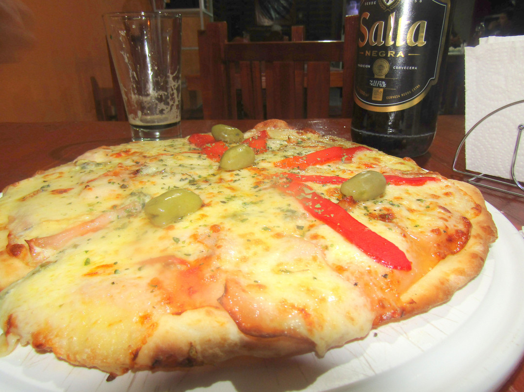 De Lo Nuestro Lo Mejor