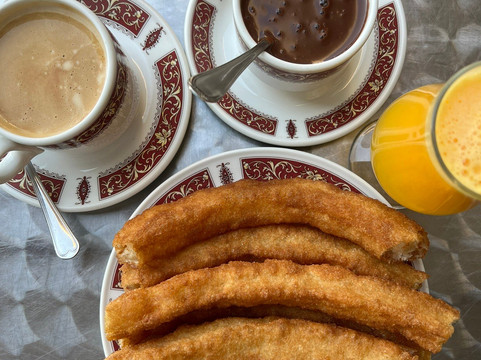 Cafe Al Quiros主图