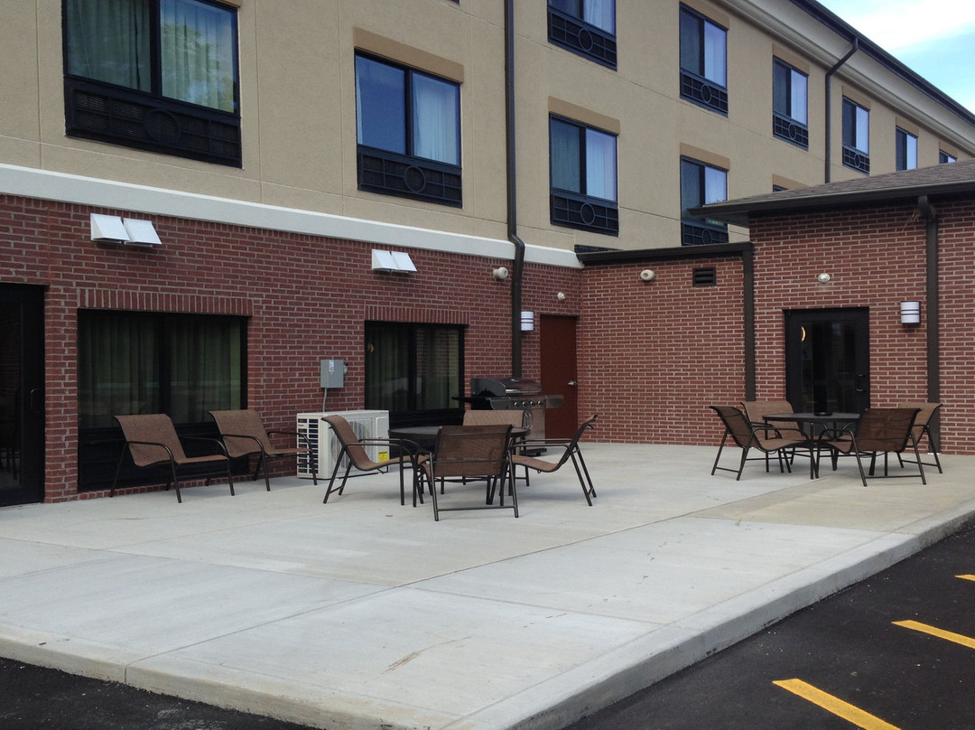 Holiday Inn Express & Suites Cambridge By IHG主图