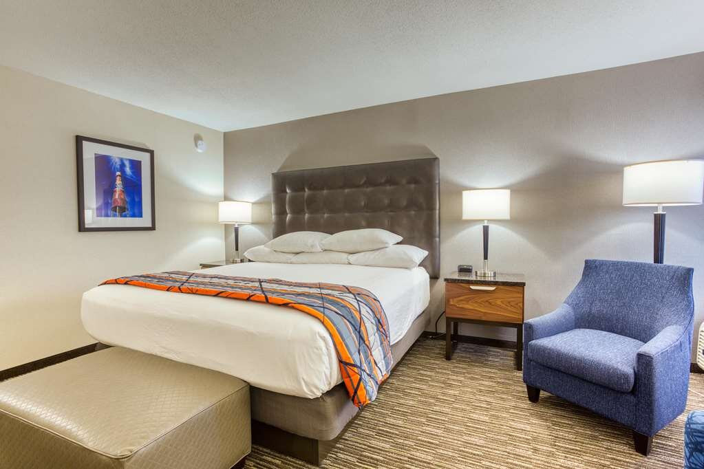 Drury Inn & Suites St. Louis Collinsville主图