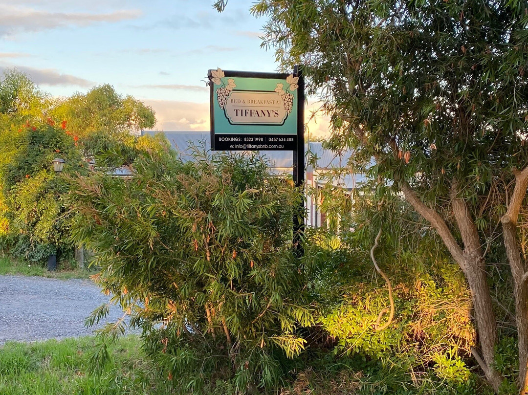 Bed & Breakfast at Tiffany's主图