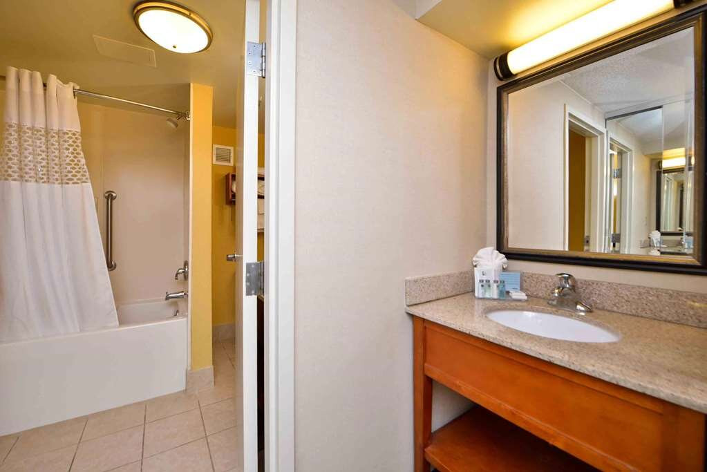 Hampton Inn Salisbury主图