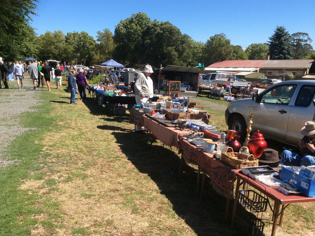 Daylesford Sunday Market-戴尔斯福特必去景点