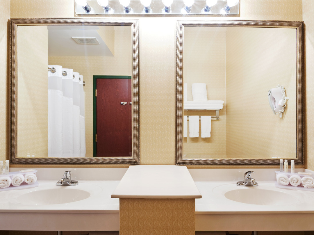 Holiday Inn Express Durham - (Unh) by IHG主图