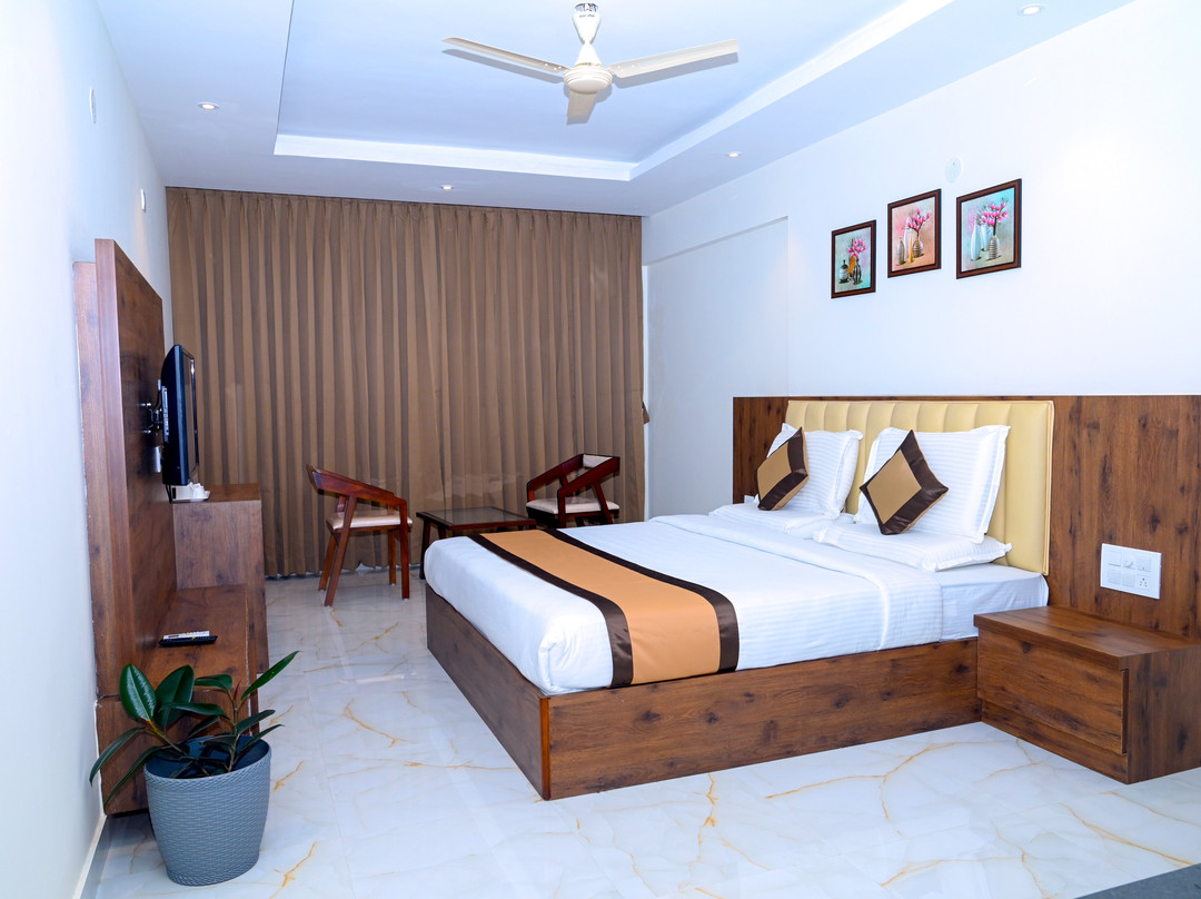 Adyar Plaza Inn By Rak Rooms主图